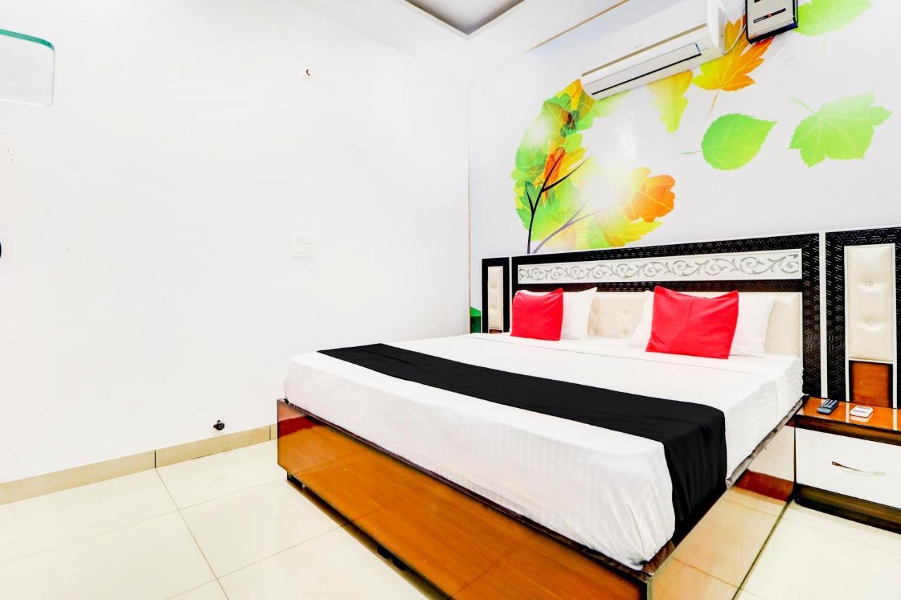 Capital O 79471 Hotel Sekhon Patiala Exterior photo